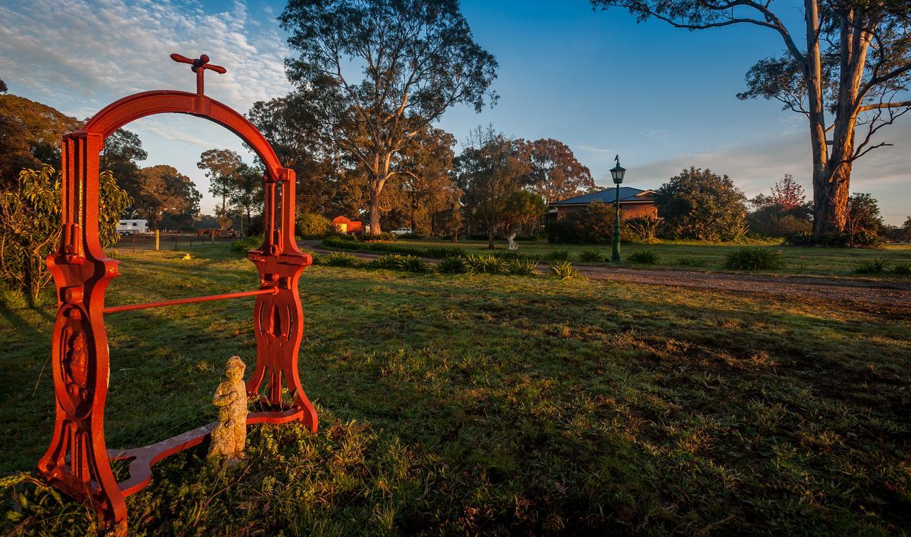 Tajmabarn Fullcircle Farm 6 Roundhill Rd Wilton Bed & Breakfast Exterior foto
